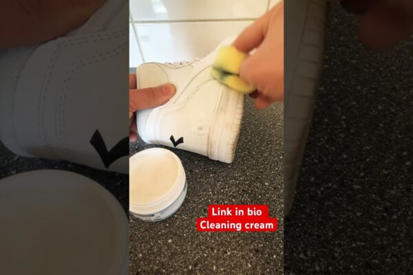 Crema de curatare pentru pantofi albi #pantofi #crema #curățare #shortsvideo