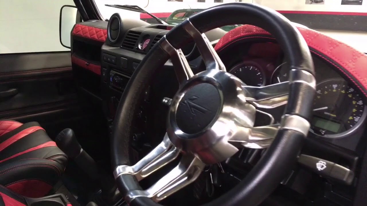 Land Rover Defender 110 TD Xs Chelsea Truck Co.