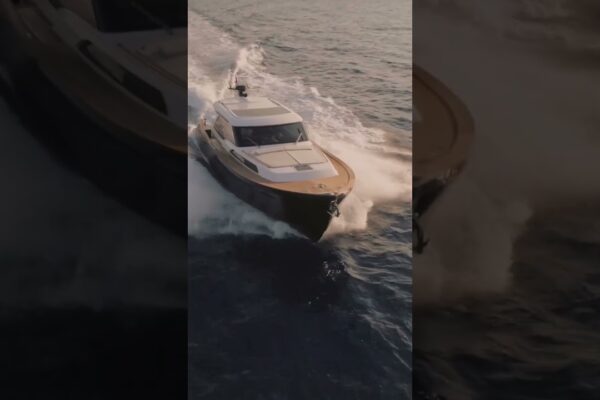 AD ASTRA 60 LOBSTER YACHT #boat #yacht #classicyacht #lobster #madeinitaly #boatforsale