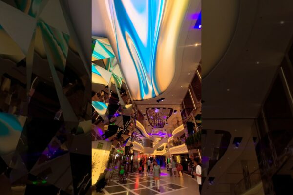 SAGA NOASTRĂ PE MSC WORLD EUROPA YACHT CLUB: ÎN INTERIORUL NAVEI