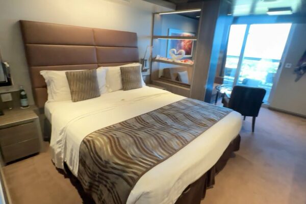 Suită Deluxe MSC Seaside Yacht Club 16038