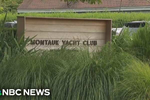 Cadavrul unei femei găsit pe o barcă la clubul de iaht din New York