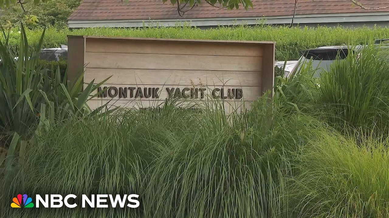 Cadavrul unei femei găsit pe o barcă la clubul de iaht din New York