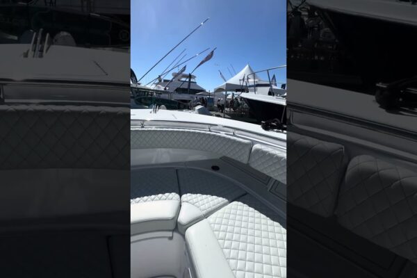 2025 HCB 56 Dreams GIX | Blue Top Yachting