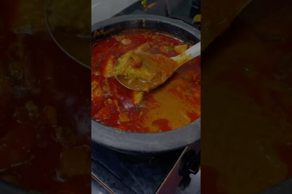 Meen kulambu 💫 #FishCurry#HomemadeCurry #SouthIndianFood #SeafoodLovers #CurryRecipe #easyrecipes
