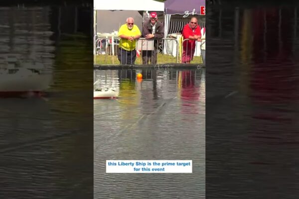 Cele mai impresionante submarine telecomandate realizate vreodată 🚢🤩