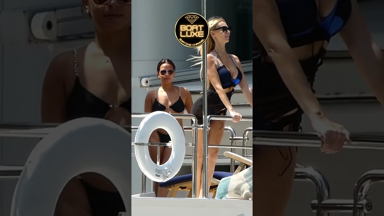 YACHTE SI BLONDE MIAMI