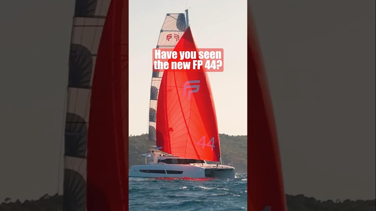 Catamaran cu vele electric hibrid FP44 nou #yacht-uri