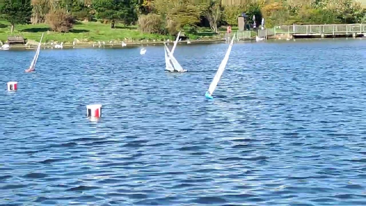 Eastbourne And District Model Yacht Club. Internă de un metru IOM Guy Fawkes Trophy Cursa 5. 11.02.2025
