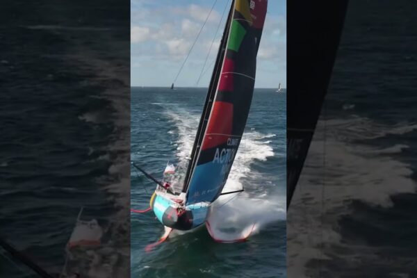 Navigați rapid în condiții grele cu barci care foilează - Partea 1 #furtună #ocean #aventura #navigație