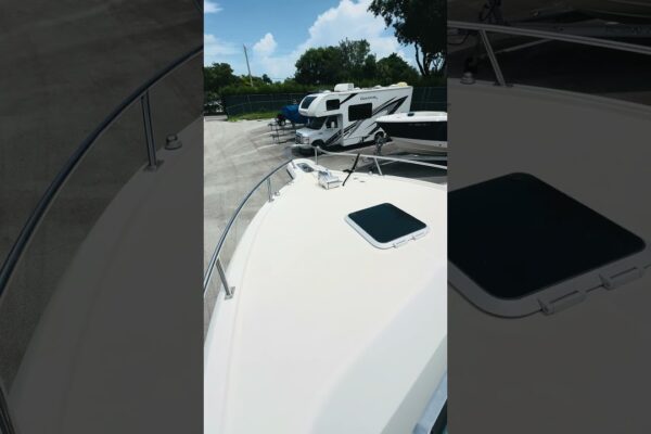 2005 Pursuit 2670 Denali LS | Blue Top Yachting
