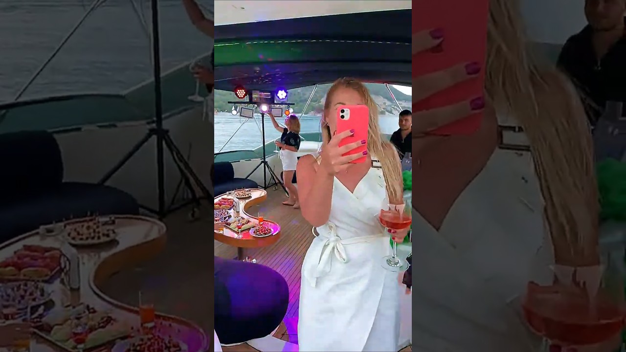 Yacht Party Bodrum & Antalya AYA Yachting #yachtrentals #luxuryyacht #yachtlife #luxurytravel