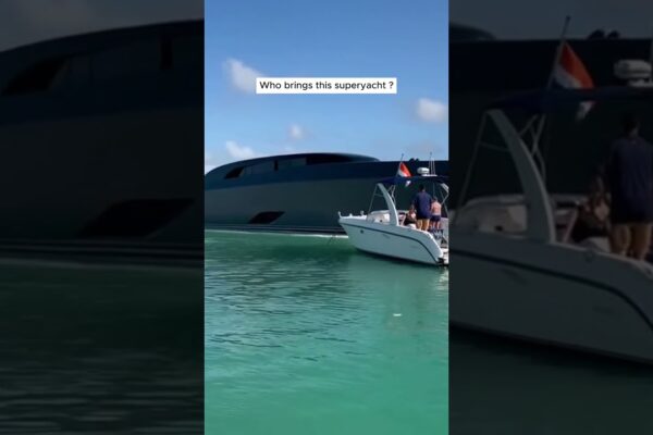 Cei mari | Cele zgomotoase | Cele scumpe. #yacht #valuri #mare