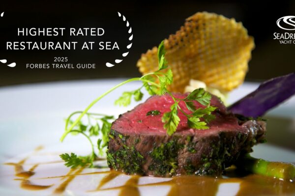 Descoperiți cel mai bine cotat restaurant de pe mare - SeaDream Yacht Club