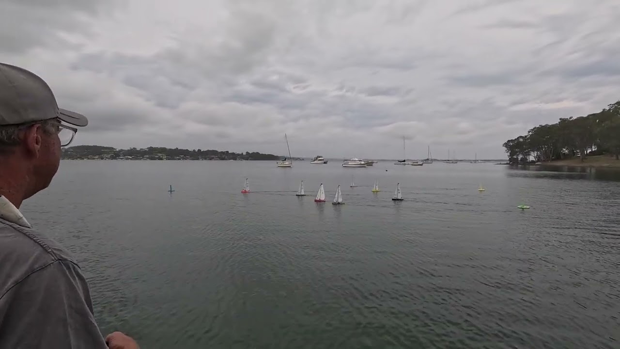 Lake Macquarie West Radio Sailing Club Race 7 heat 8 Spring Pointscore Invitat Sailor Jacko .