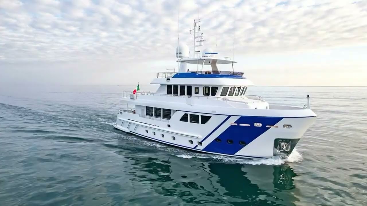 Iahturi de expediție de vânzare: Cele mai bune iahturi Explorer și traulere cu rază lungă
