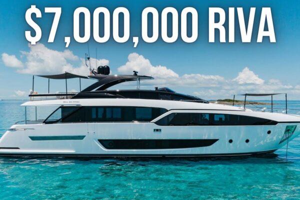 Tur de 7.000.000 USD Riva 90 Argo SuperYacht