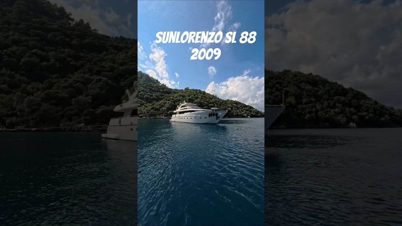 SANLORENZO SL 88 MOTOR YACHT DE VANZARE