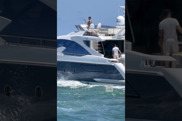 Stilul de viață de yachting la Haulover Inlet 😎 Azimut 77S