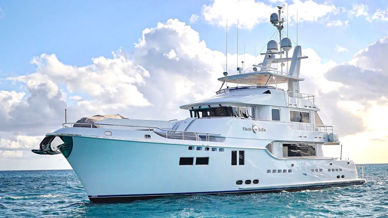 Tur de 4.500.000 USD Explorer Superyacht: 2009 Nordhavn 86