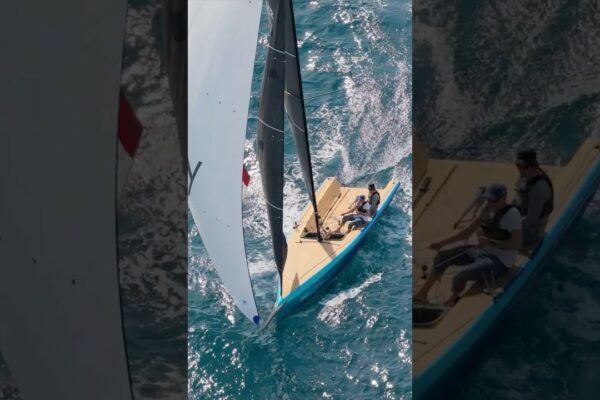 Woy 26 | navigând pe Marea Mediterană