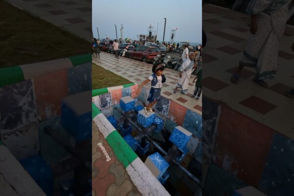 Asmitha joacă un joc periculos pe strada Rk Beach Vizag
